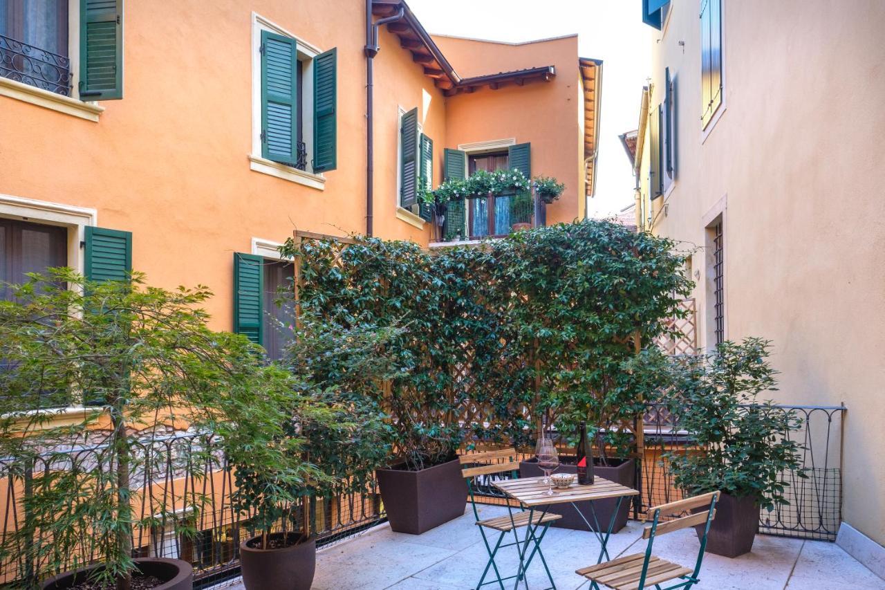 La Terrazza In Centro Verona Exterior foto